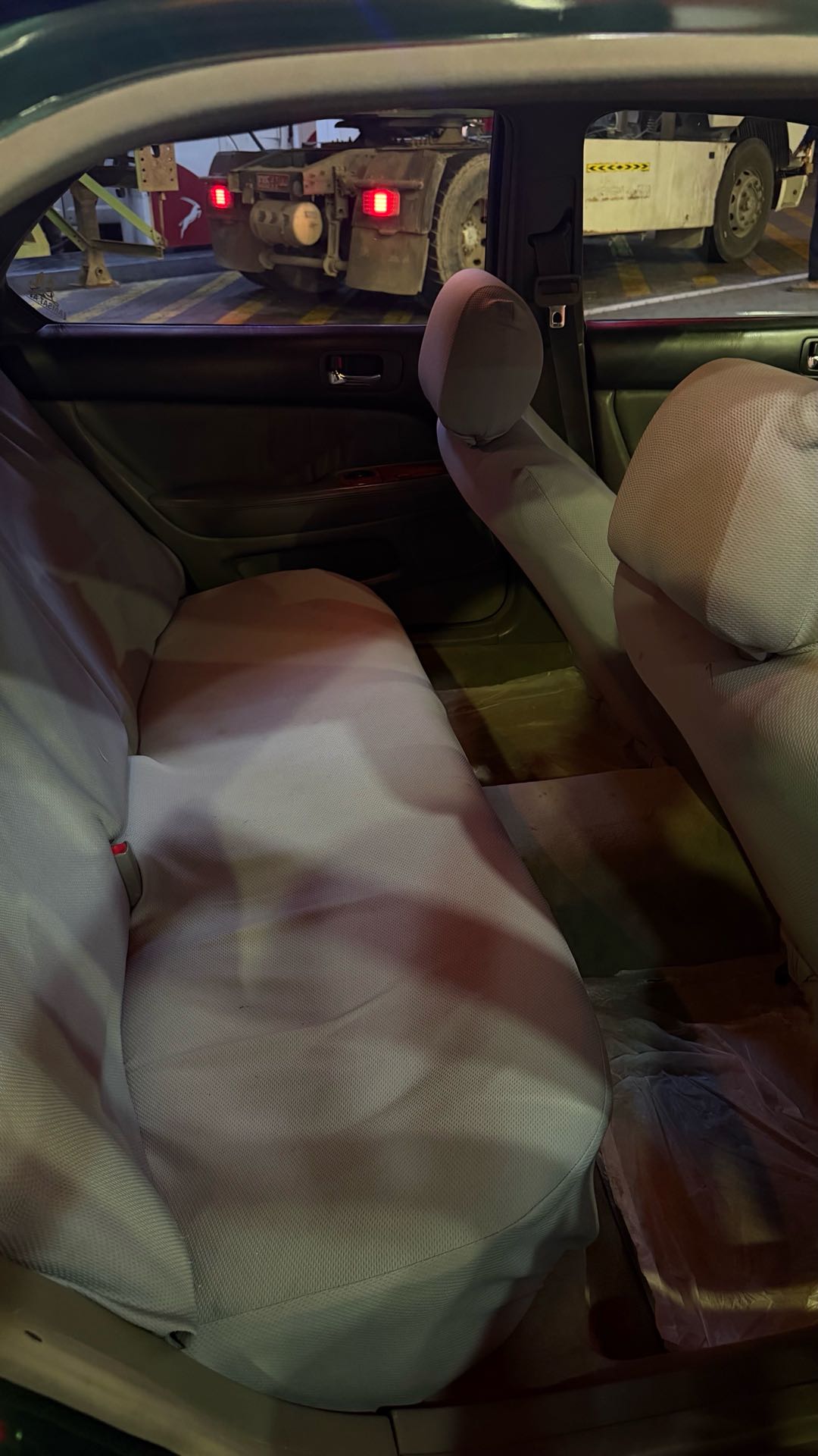 Car Image 1998 LEXUS LS 400