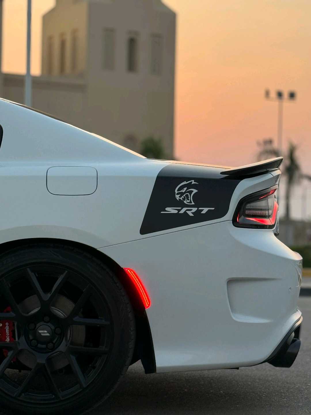 Car Image 2019 DODGE CHARGER R/T