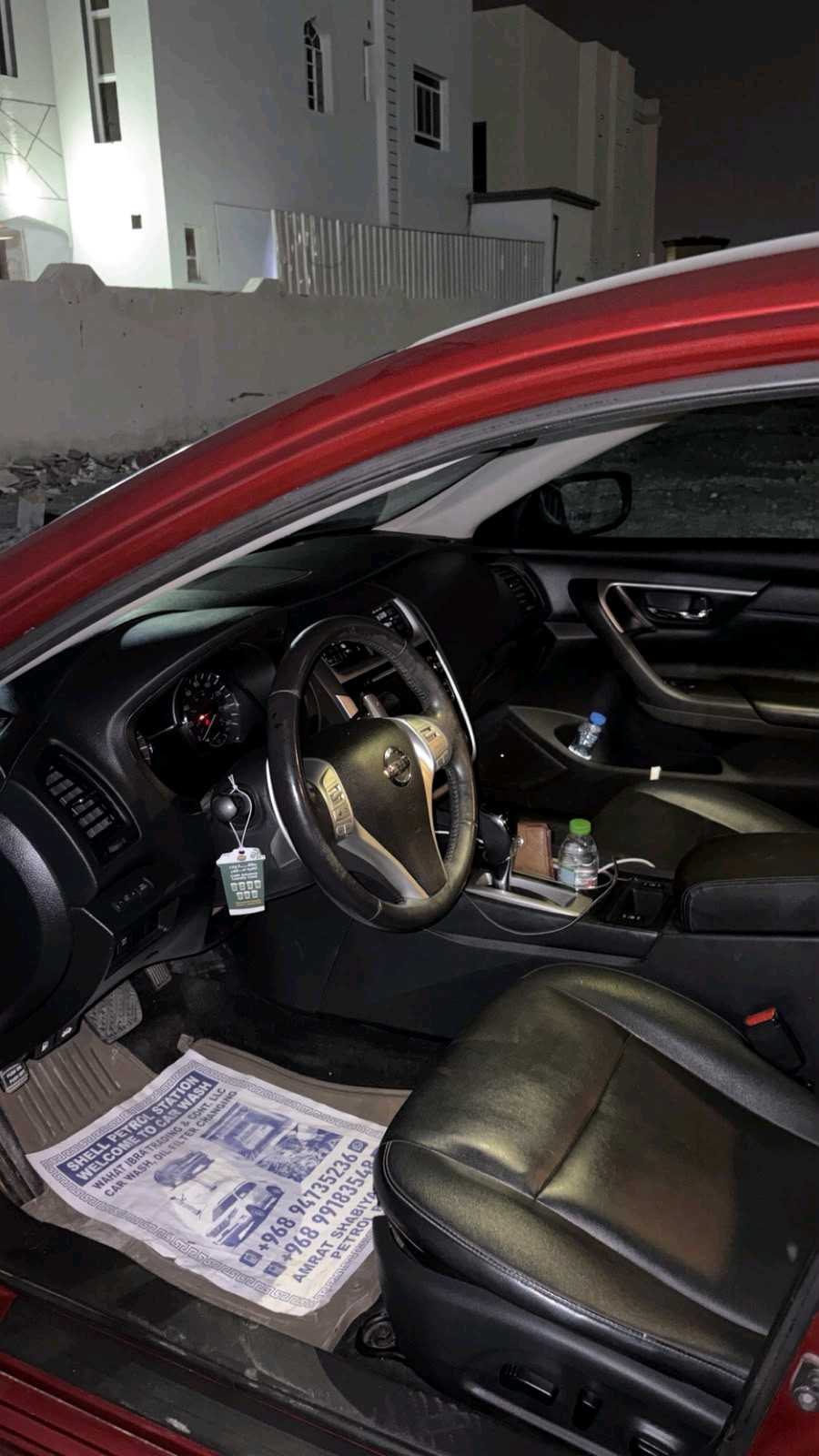 Car Image 2018 NISSAN ALTIMA SR