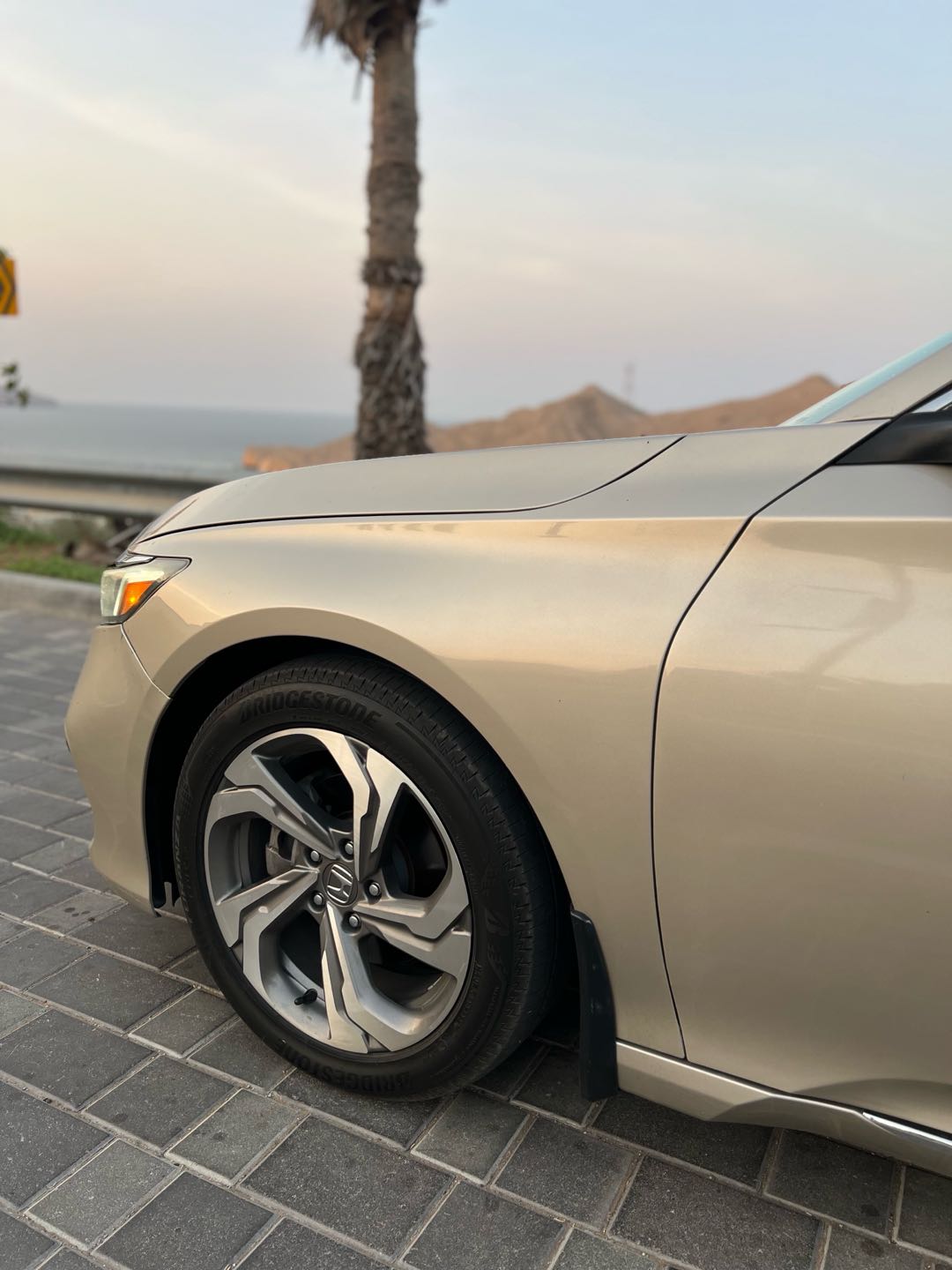 Car Image 2018 HONDA ACCORD EXL