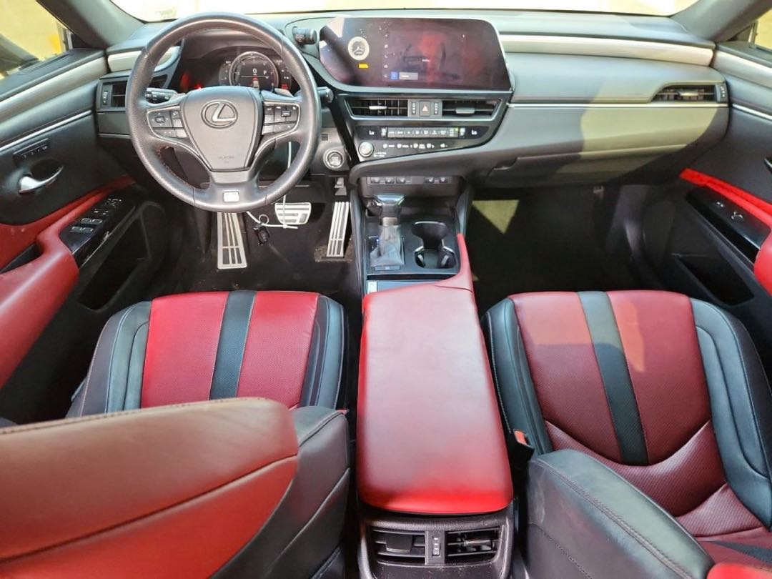 Car Image 2023 LEXUS ES