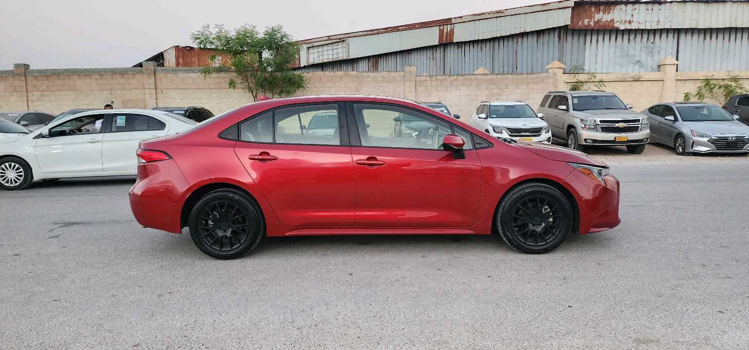 Car Image 2020 TOYOTA COROLLA LE