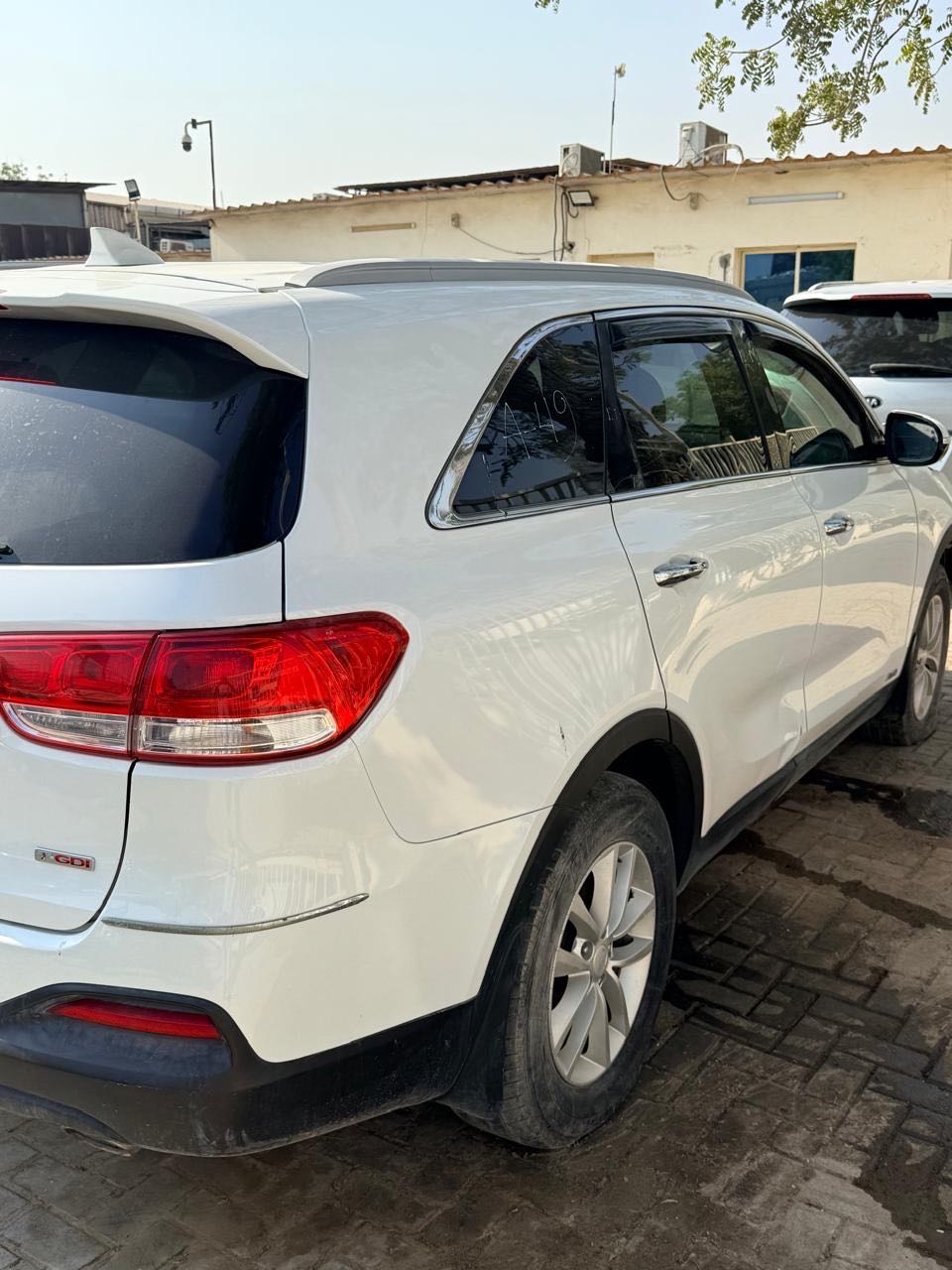 Car Image 2018 KIA SORENTO