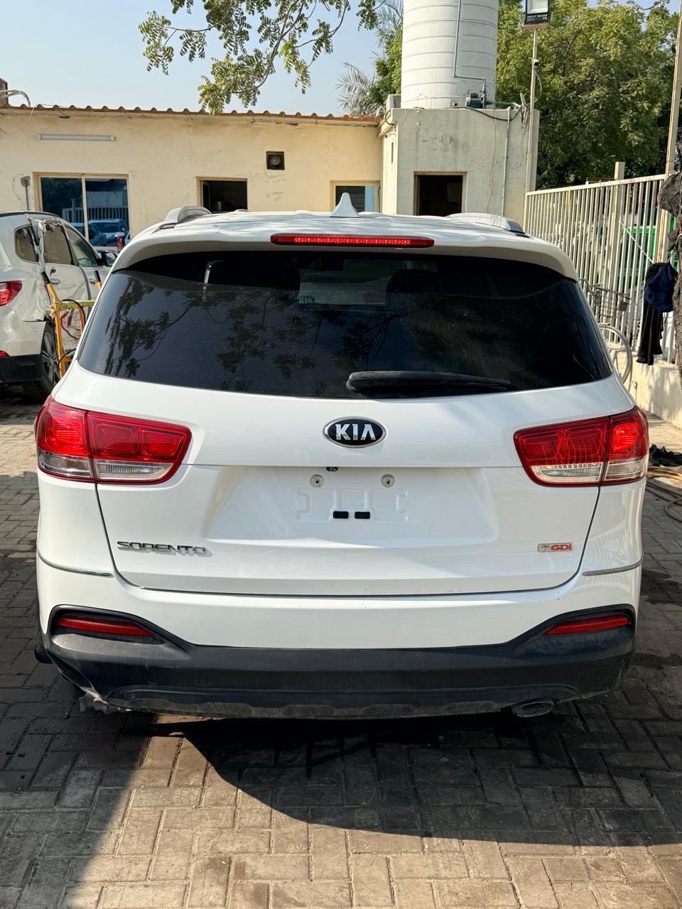 Car Image 2018 KIA SORENTO