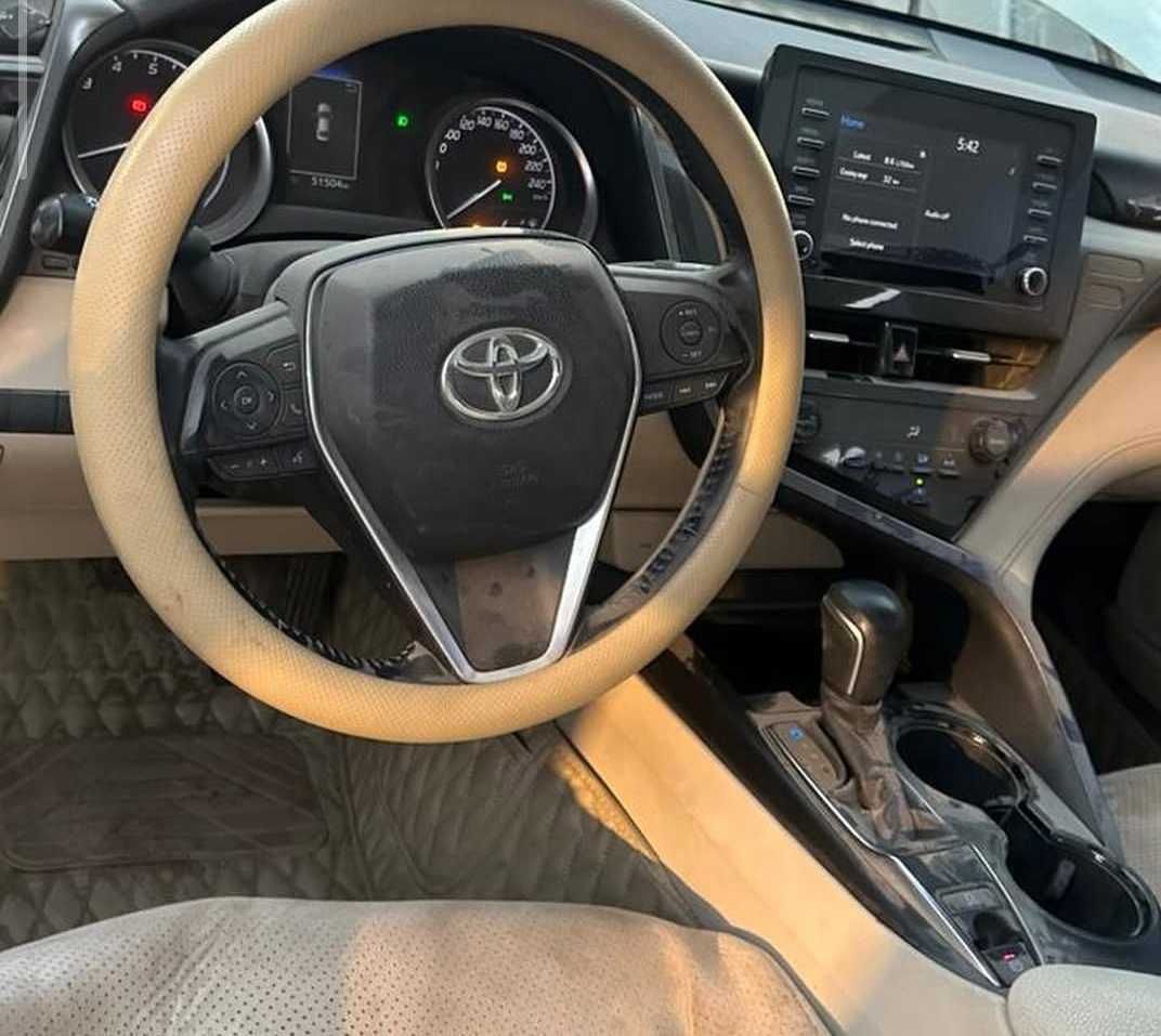 Car Image 2023 TOYOTA CAMRY