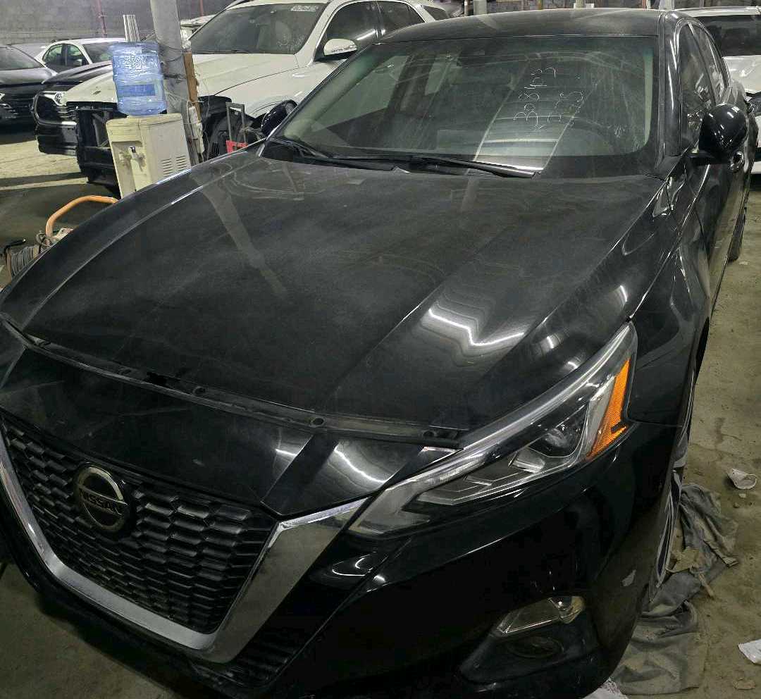 Car Image 2021 NISSAN ALTIMA