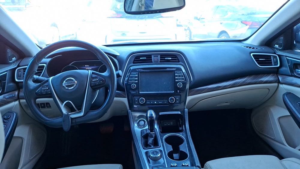 Car Image 2018 NISSAN MAXIMA