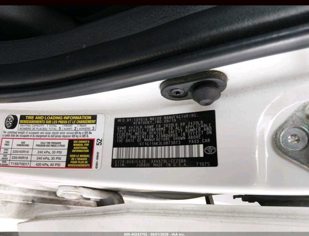 Car Image 2020 TOYOTA CAMRY