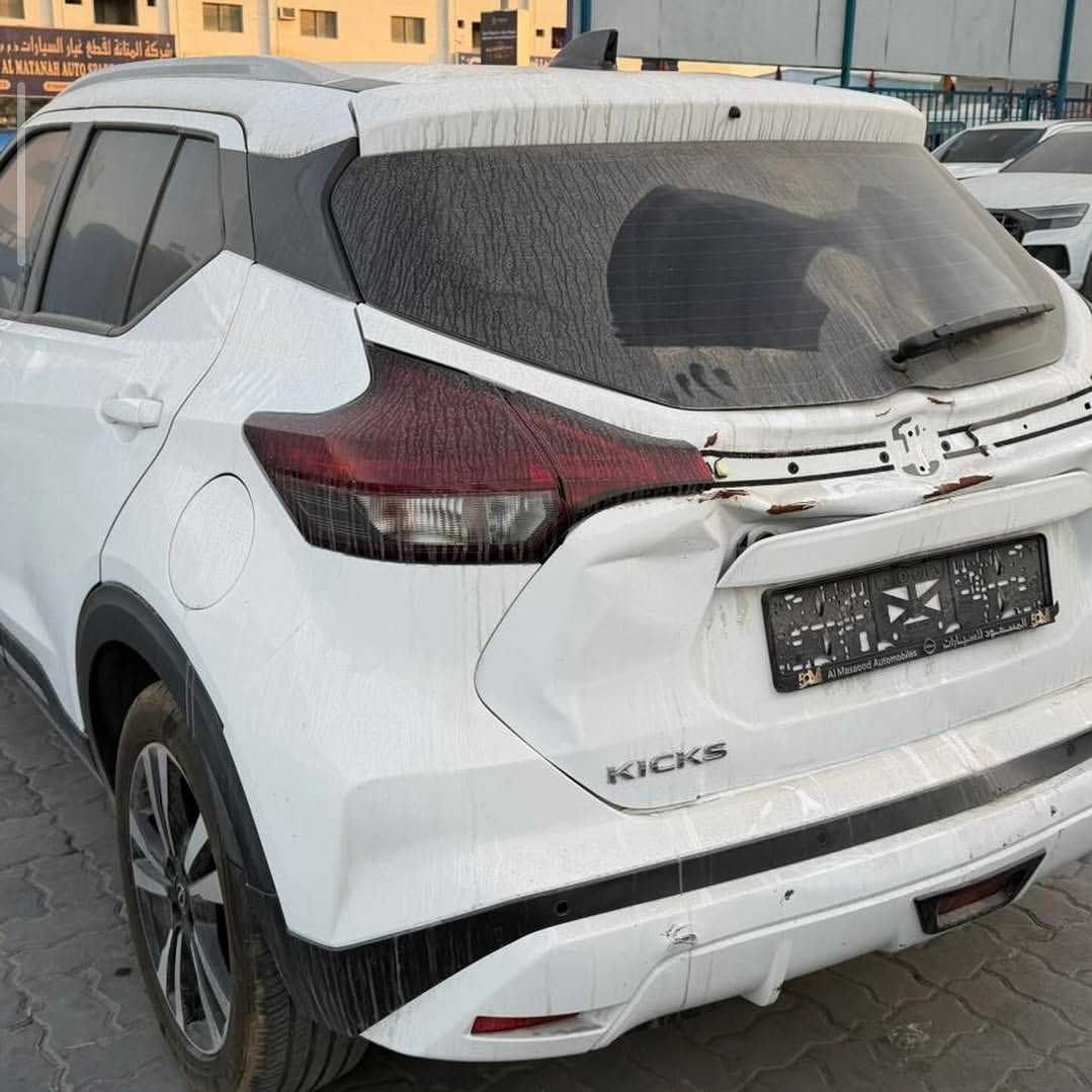 Car Image 2023 NISSAN KICKS
