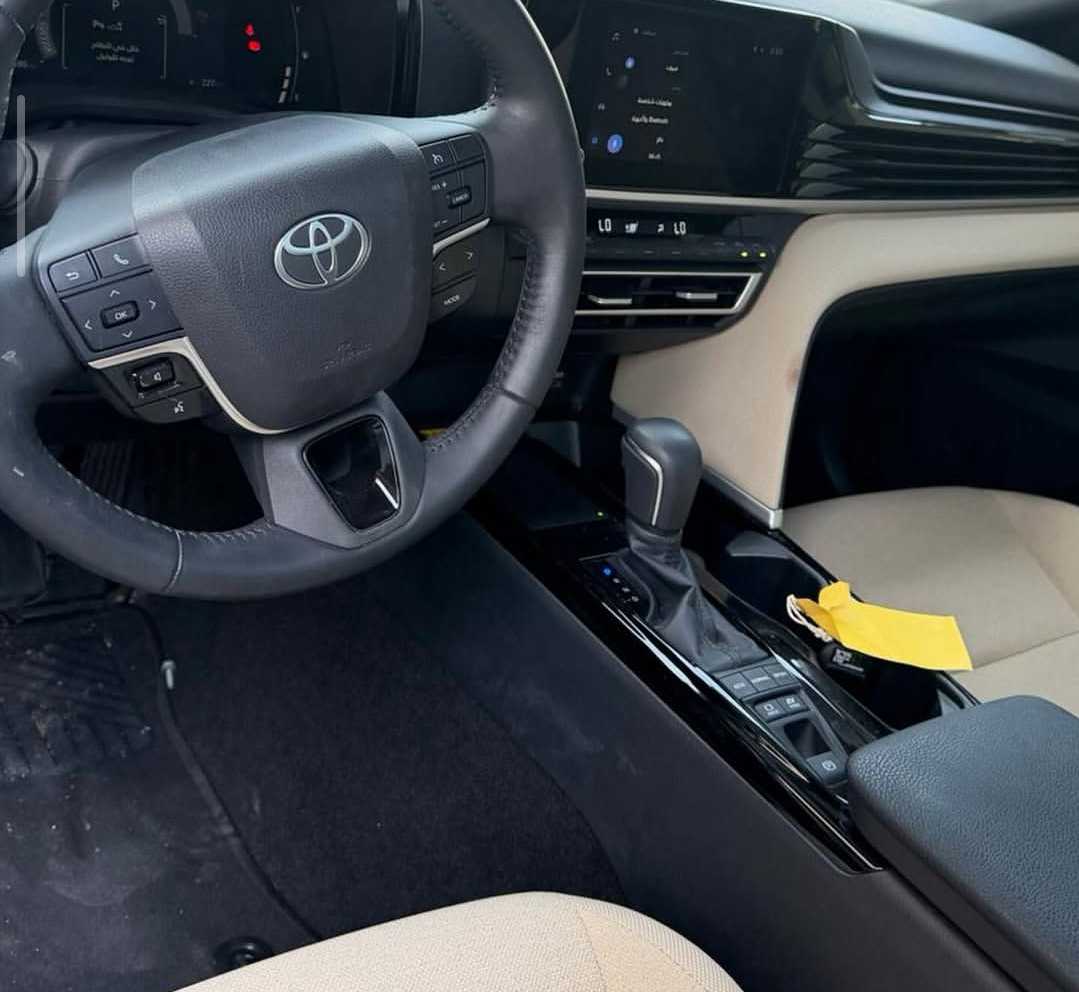 Car Image 2025 TOYOTA CAMRY