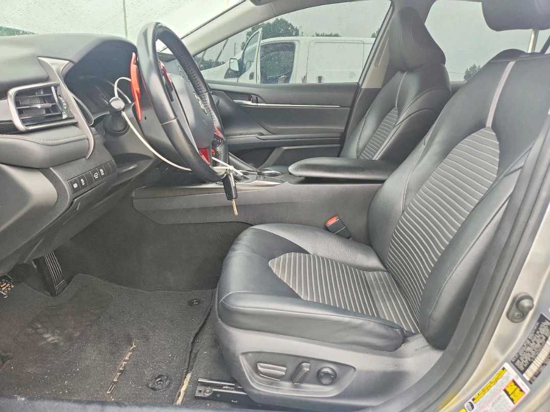 Car Image 2022 TOYOTA CAMRY