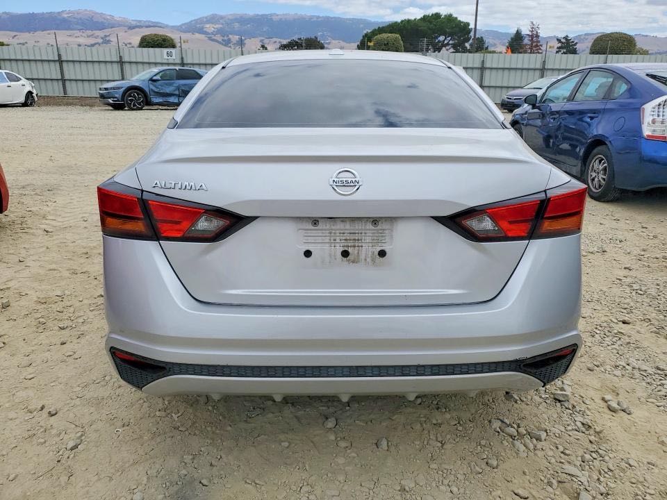 Car Image 2020 NISSAN ALTIMA