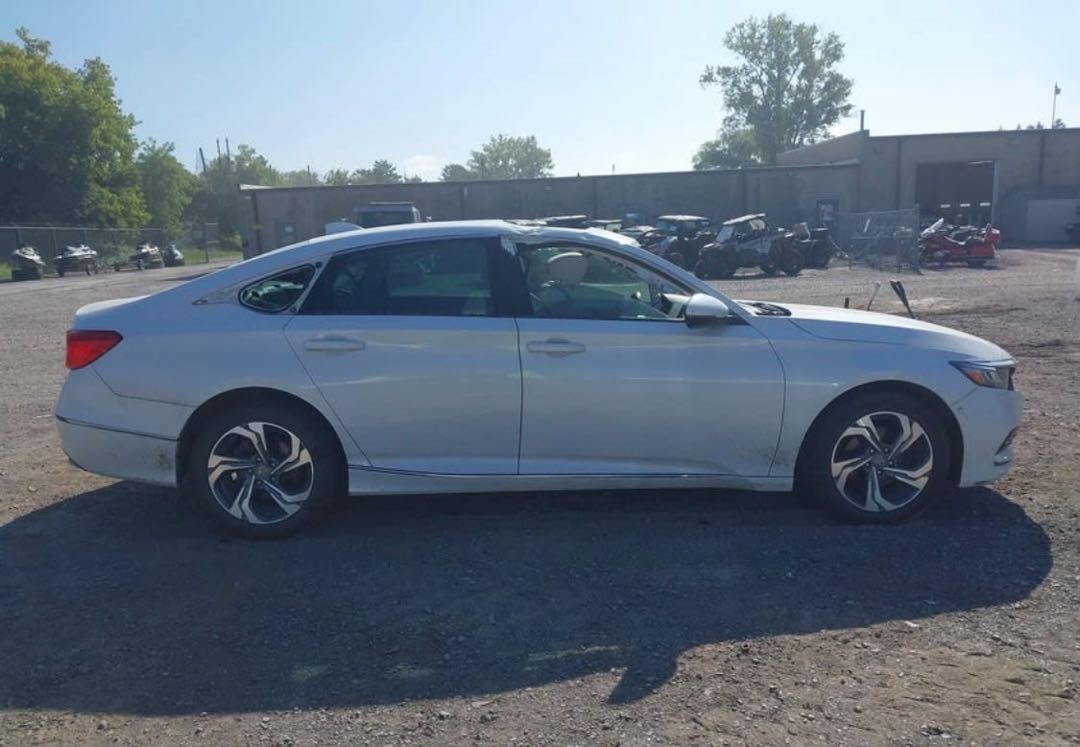 Car Image 2018 HONDA ACCORD