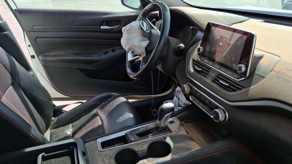 Car Image 2019 NISSAN ALTIMA