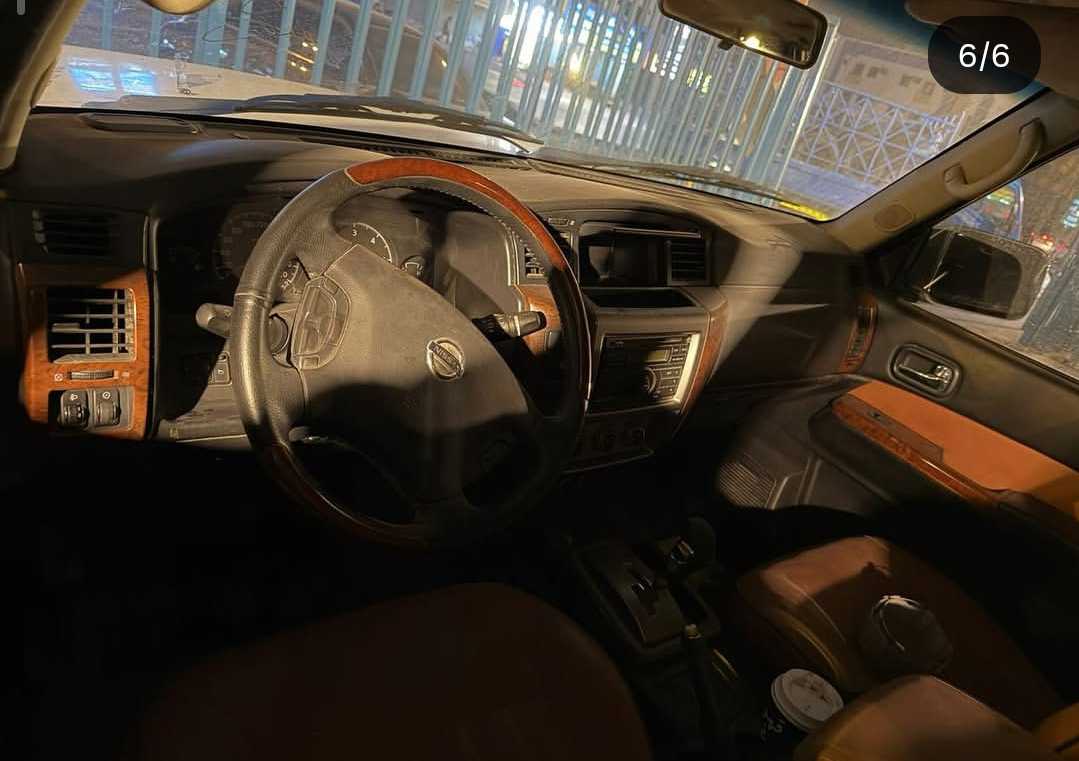 Car Image 2019 NISSAN PATROL