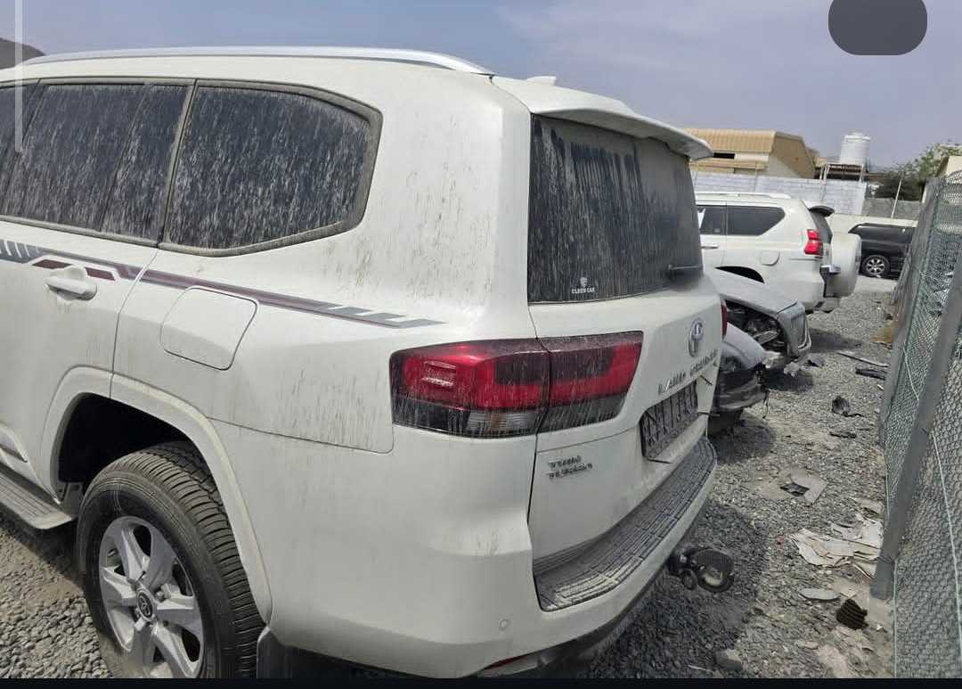 Car Image 2025 TOYOTA LAND CRUISER