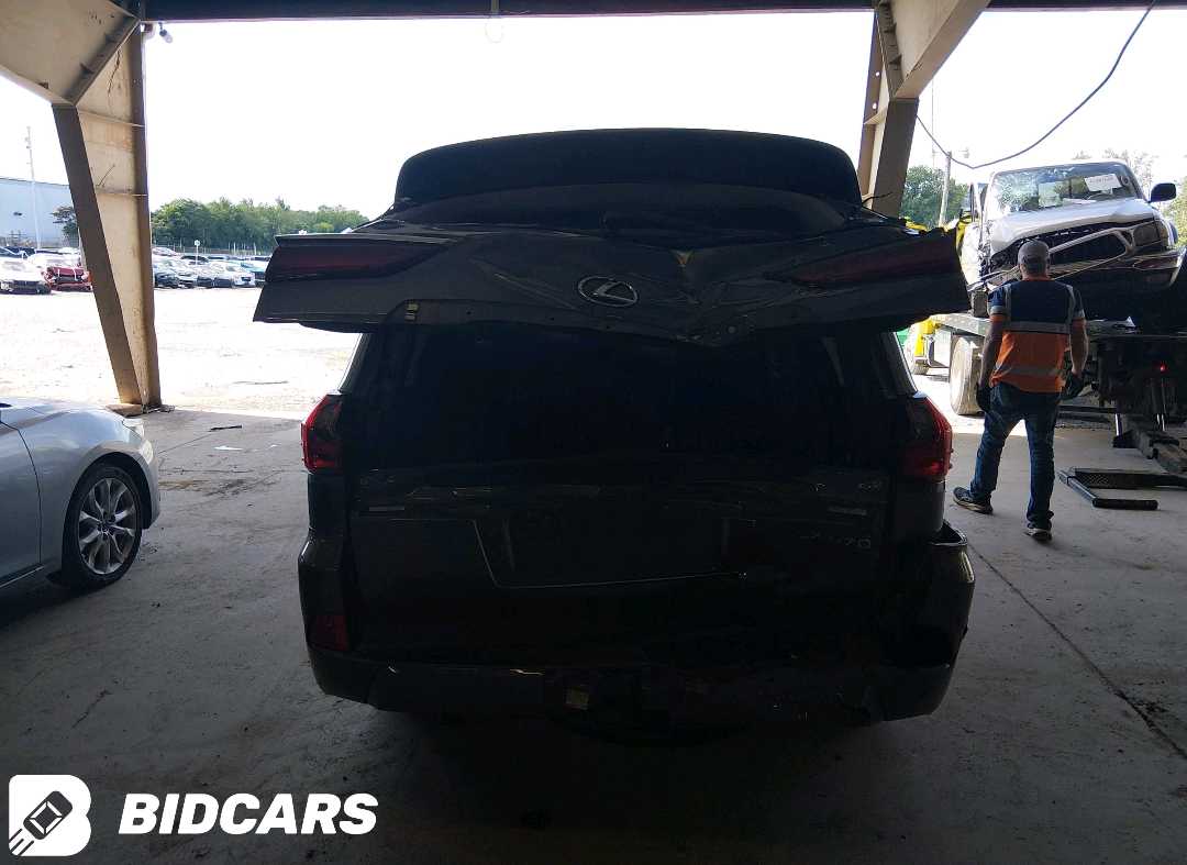 Car Image 2018 LEXUS LX
