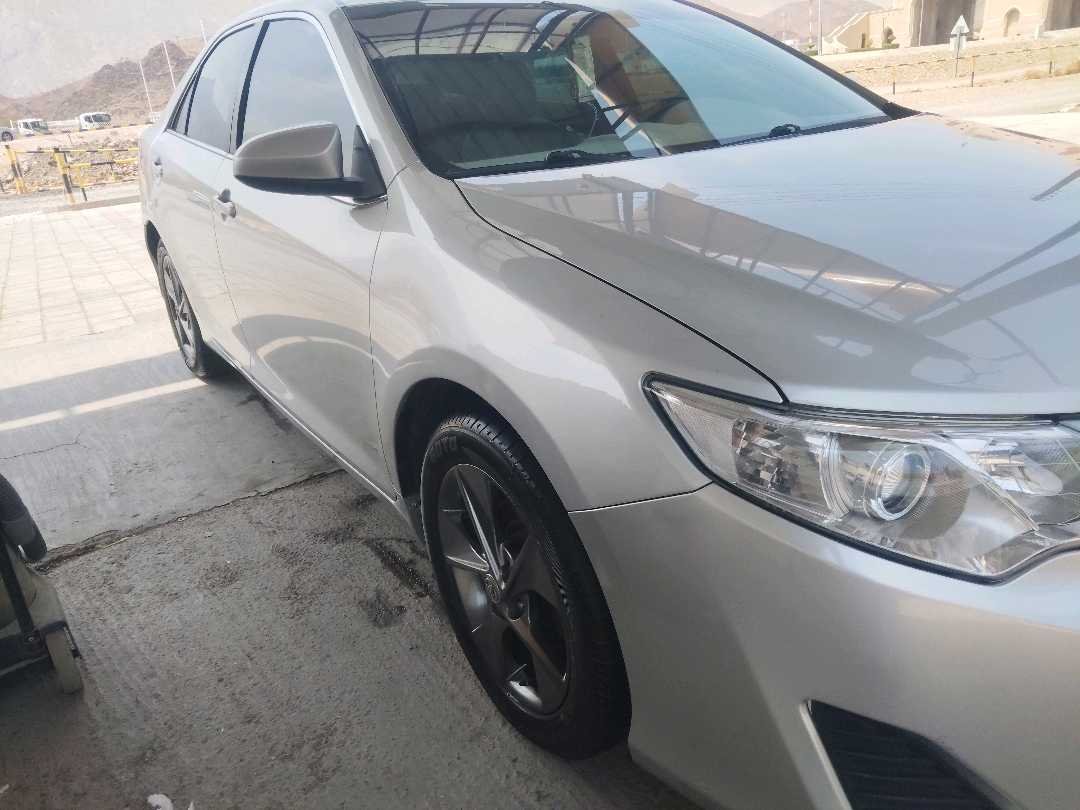 Car Image 2013 TOYOTA CAMRY LE