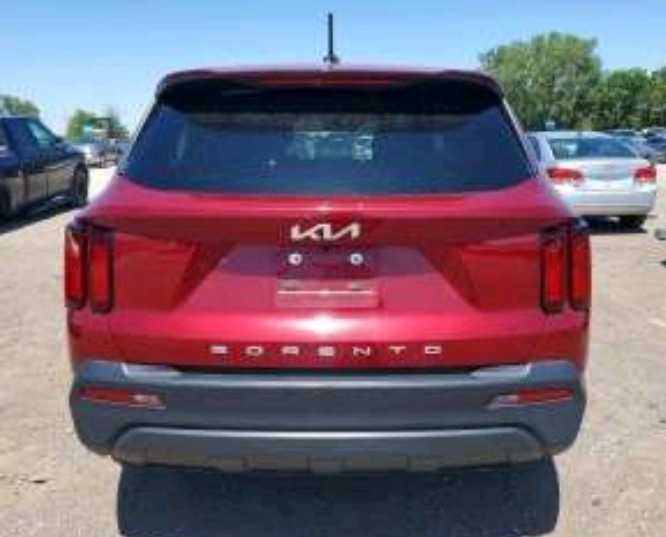 Car Image 2022 KIA SORENTO