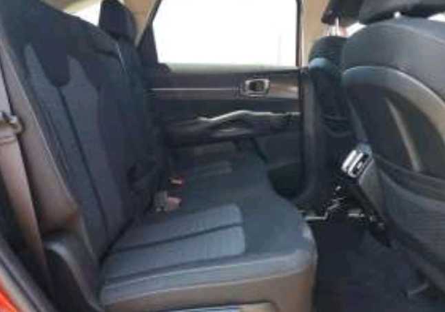 Car Image 2022 KIA SORENTO