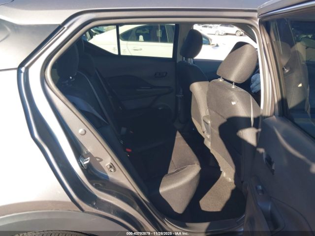 Car Image 2025 NISSAN KICKS