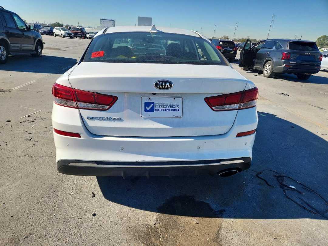Car Image 2019 KIA OPTIMA