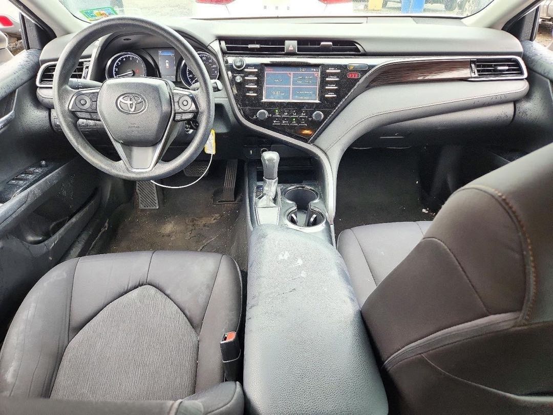 Car Image 2019 TOYOTA CAMRY