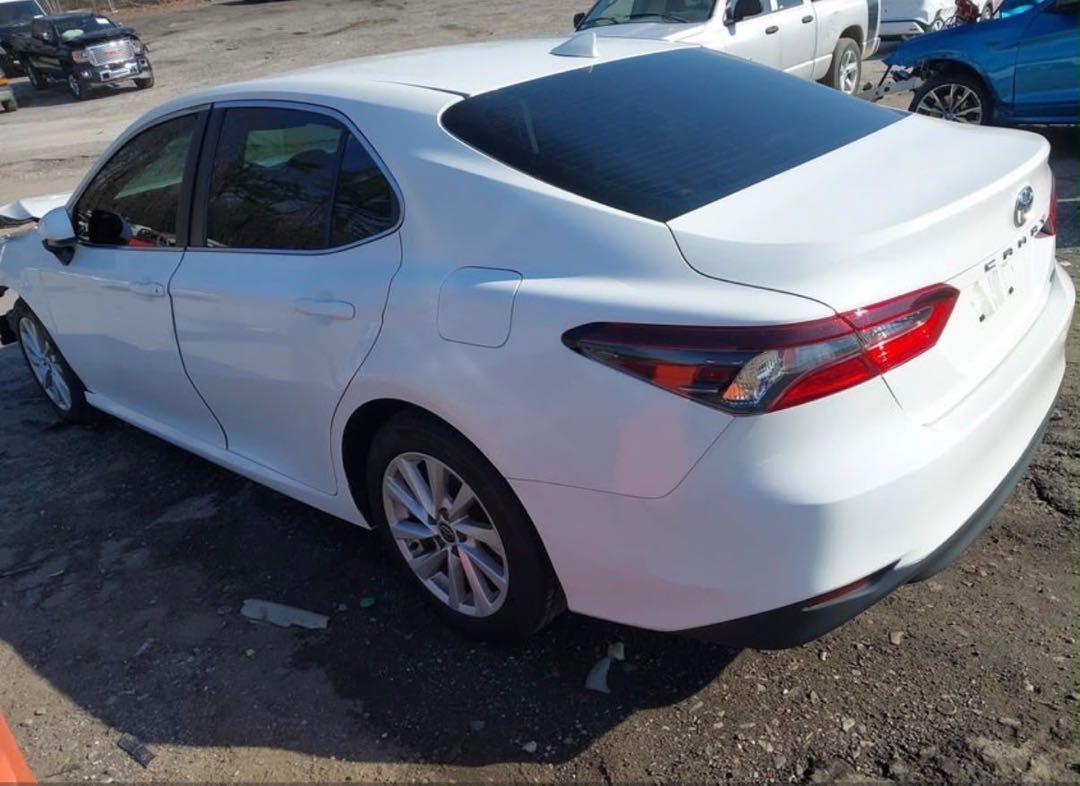 Car Image 2022 TOYOTA CAMRY