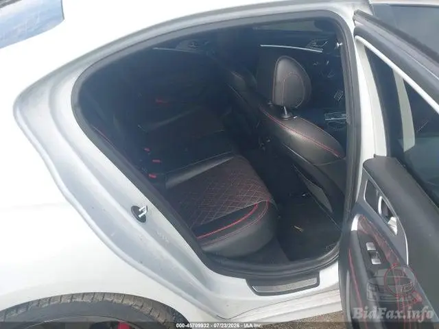 Car Image 2019 GENESIS G70