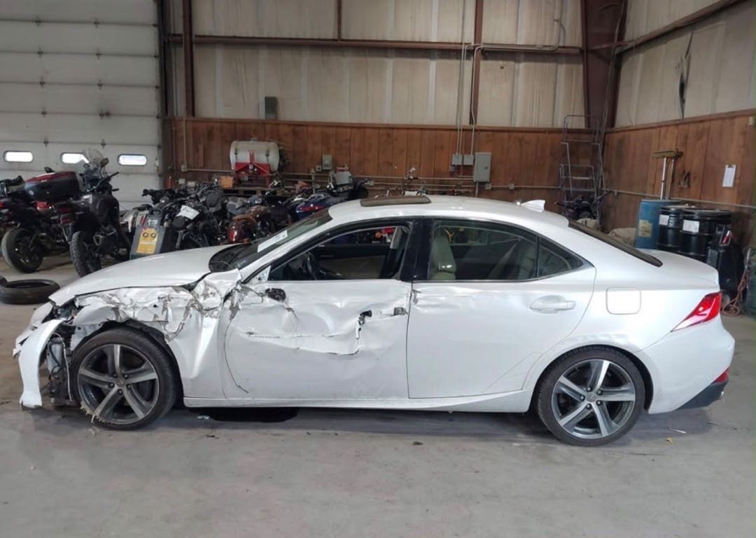 Car Image 2018 LEXUS IS