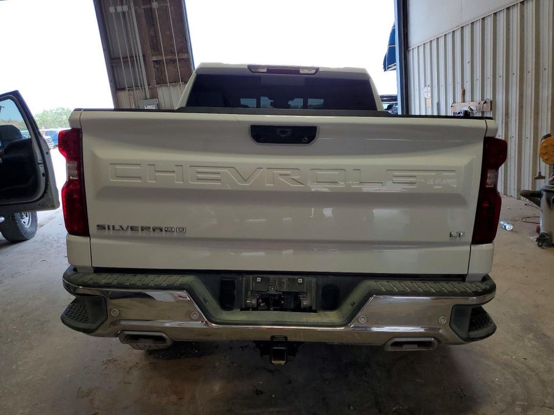 Car Image 2026 CHEVROLET SILVERADO