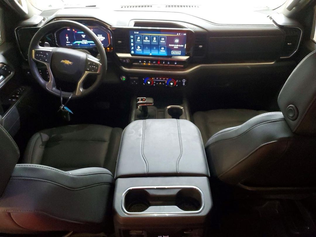 Car Image 2026 CHEVROLET SILVERADO