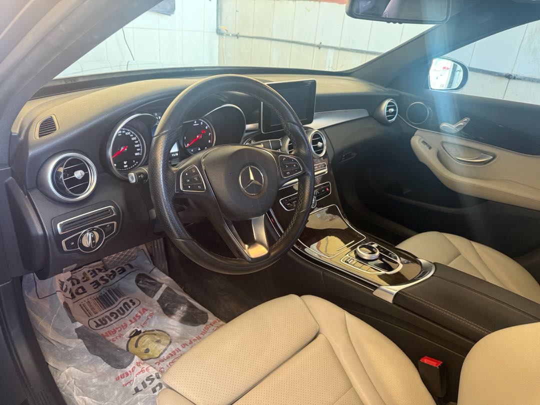 Car Image 2018 MERCEDES C Class 300