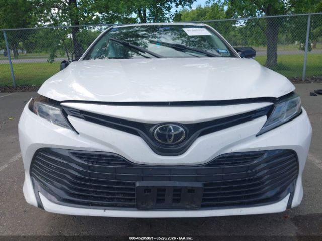 Car Image 2020 TOYOTA CAMRY