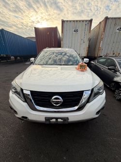 Car Image 2018 NISSAN PATHFINDER