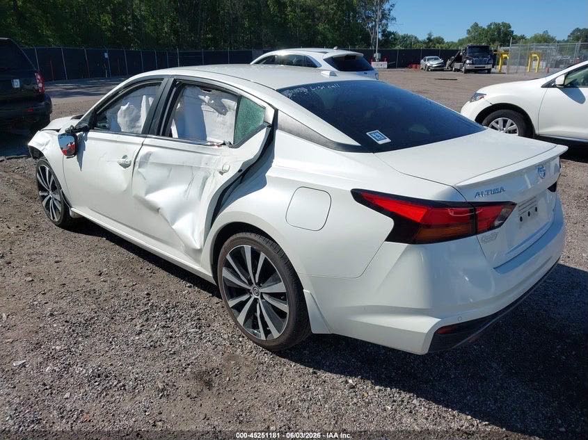 Car Image 2020 NISSAN ALTIMA