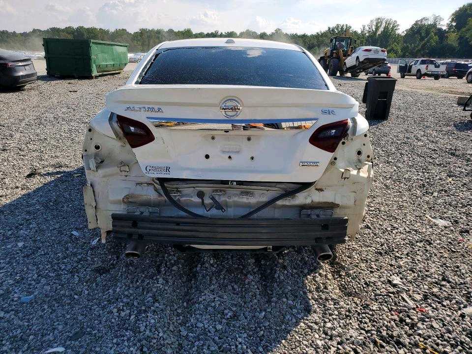 Car Image 2018 NISSAN ALTIMA