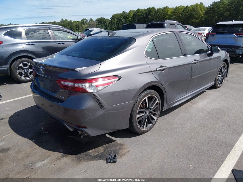 Car Image 2019 TOYOTA CAMRY