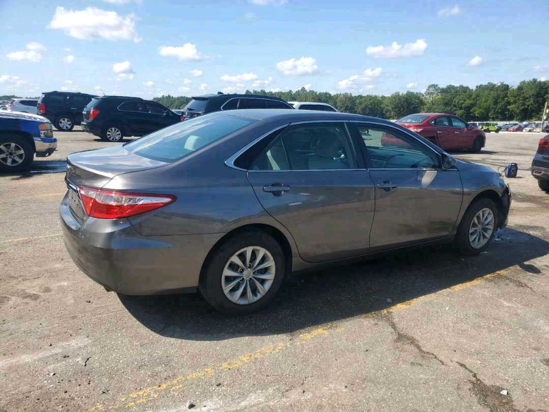 Car Image 2017 TOYOTA CAMRY