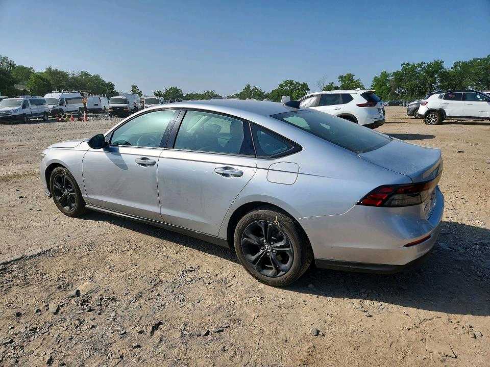 Car Image 2025 HONDA ACCORD