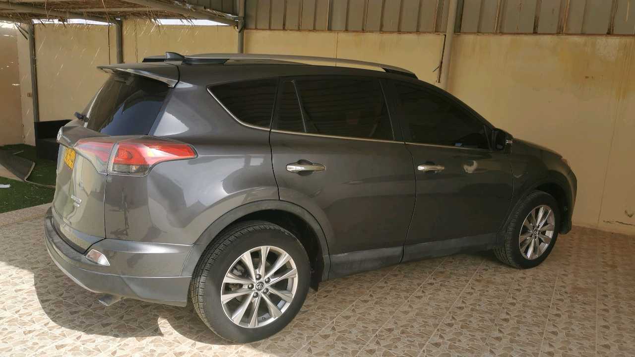Car Image 2018 TOYOTA RAV4 LIMITED