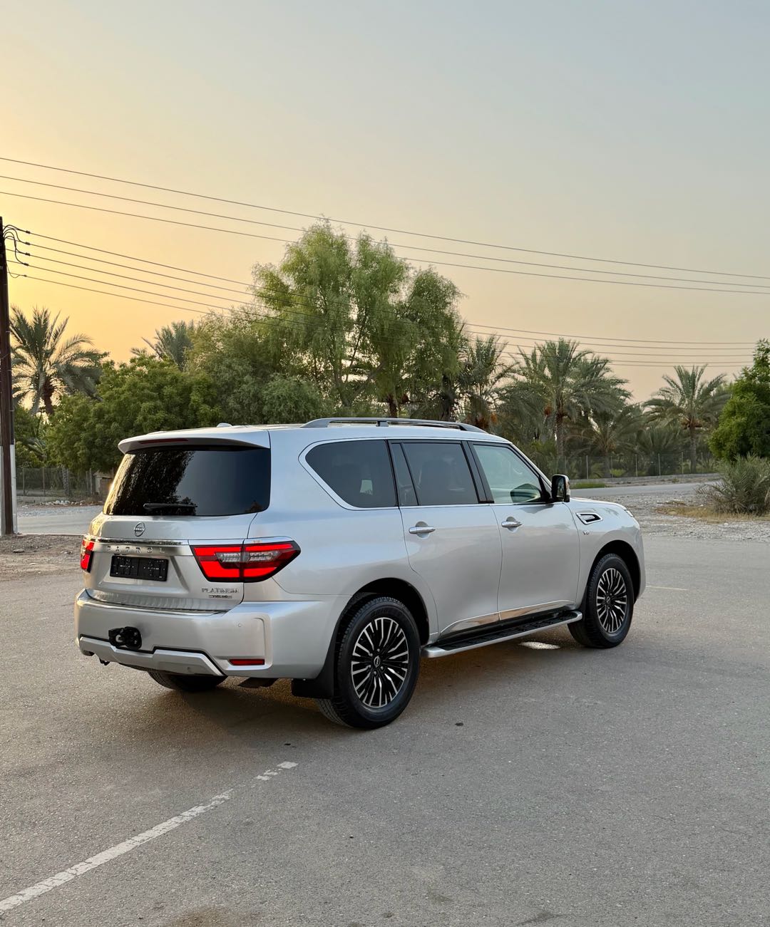 Car Image 2019 NISSAN ARMADA 