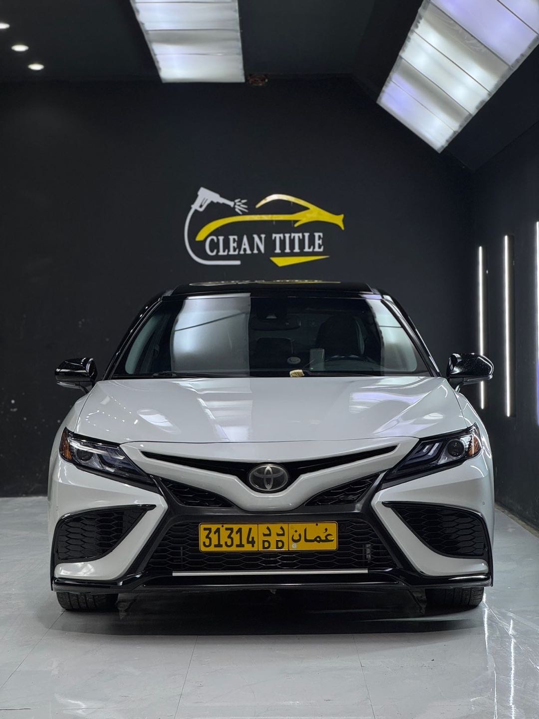 Car Image 2018 TOYOTA CAMRY XSE