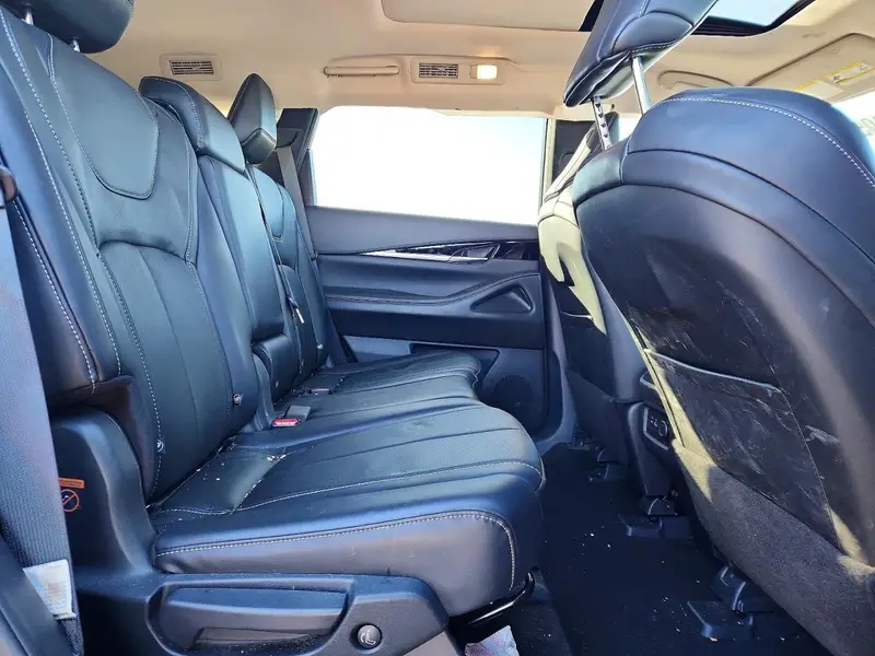 Car Image 2023 INFINITI QX60