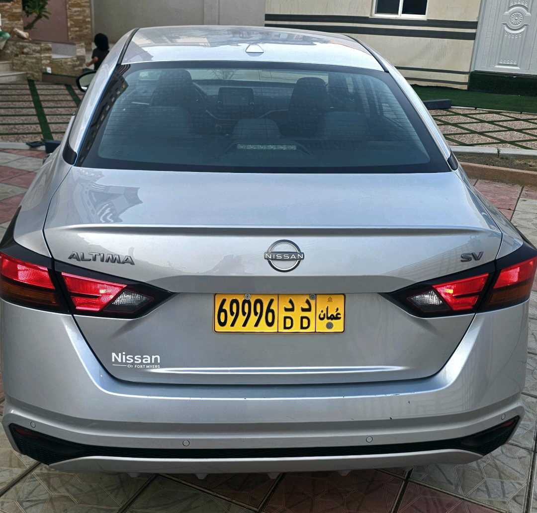 Car Image 2023 NISSAN ALTIMA SV