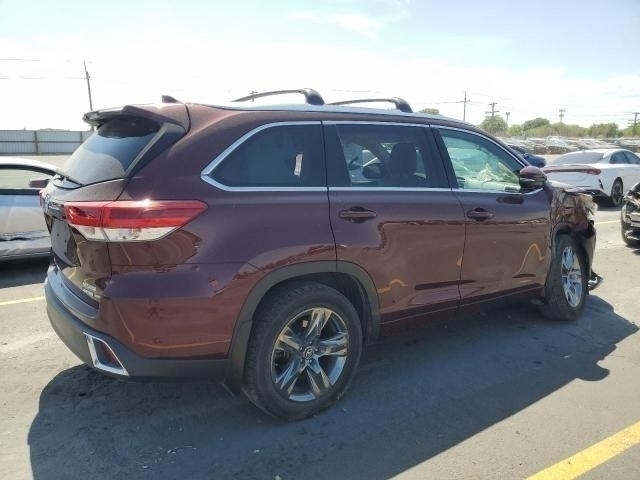 Car Image 2018 TOYOTA HIGHLANDER