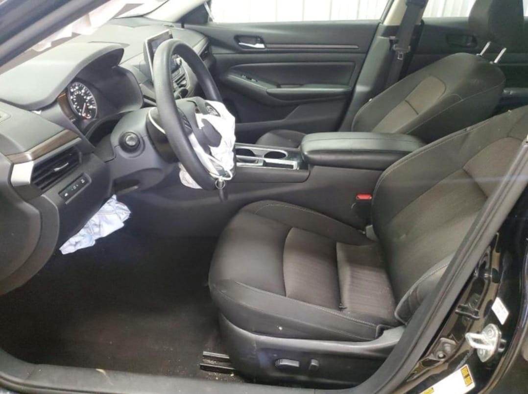 Car Image 2024 NISSAN ALTIMA