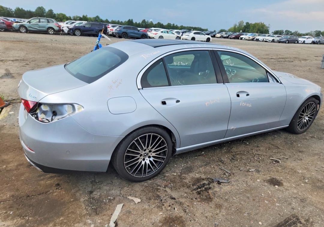 Car Image 2022 MERCEDES C Class