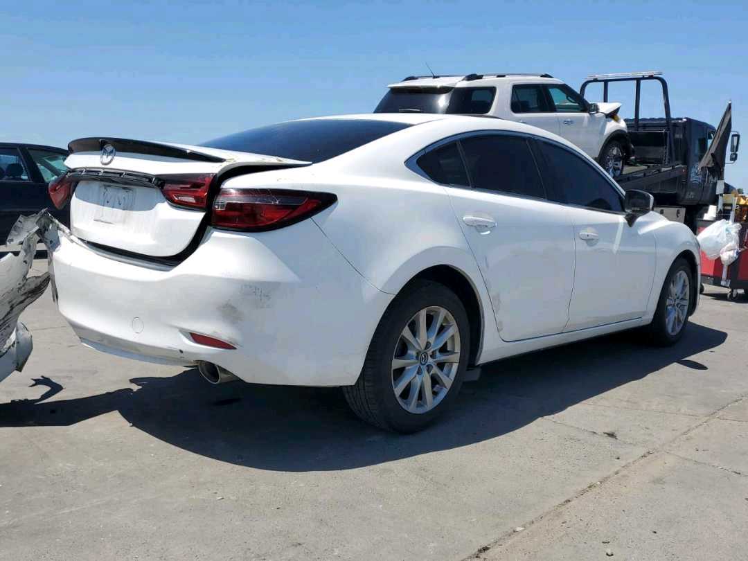 Car Image 2018 MAZDA 6