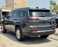 Car Image 2025 JEEP GRAND CHEROKEE